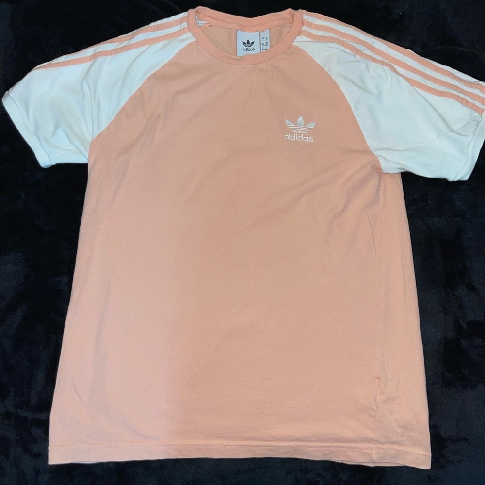Used Adidas T shirt good conditions size Large